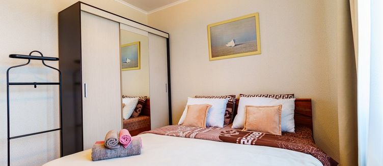 Фото отеля LetoApart на Дзержинского 240