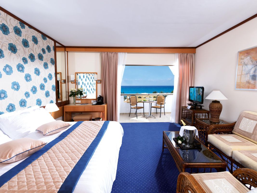 Constantinou Bros Athena Royal Beach Hotel фото 8