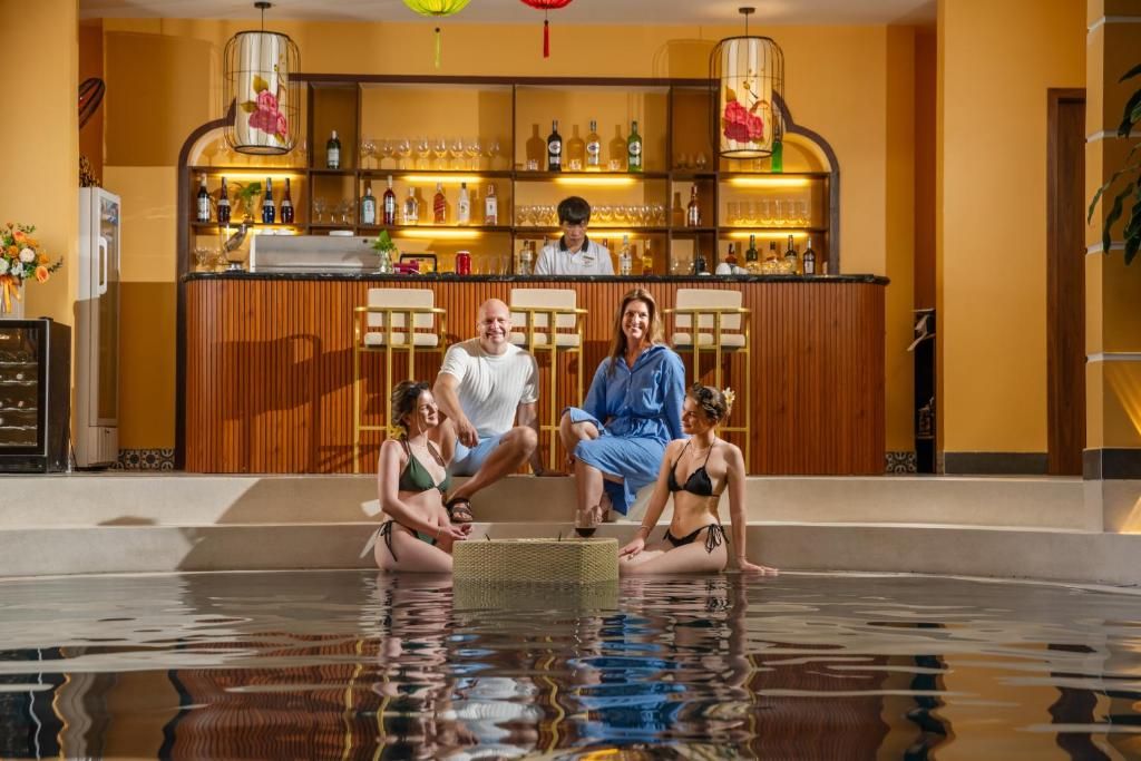 Hoi An Babylon Riverside Hotel & Spa фото 35