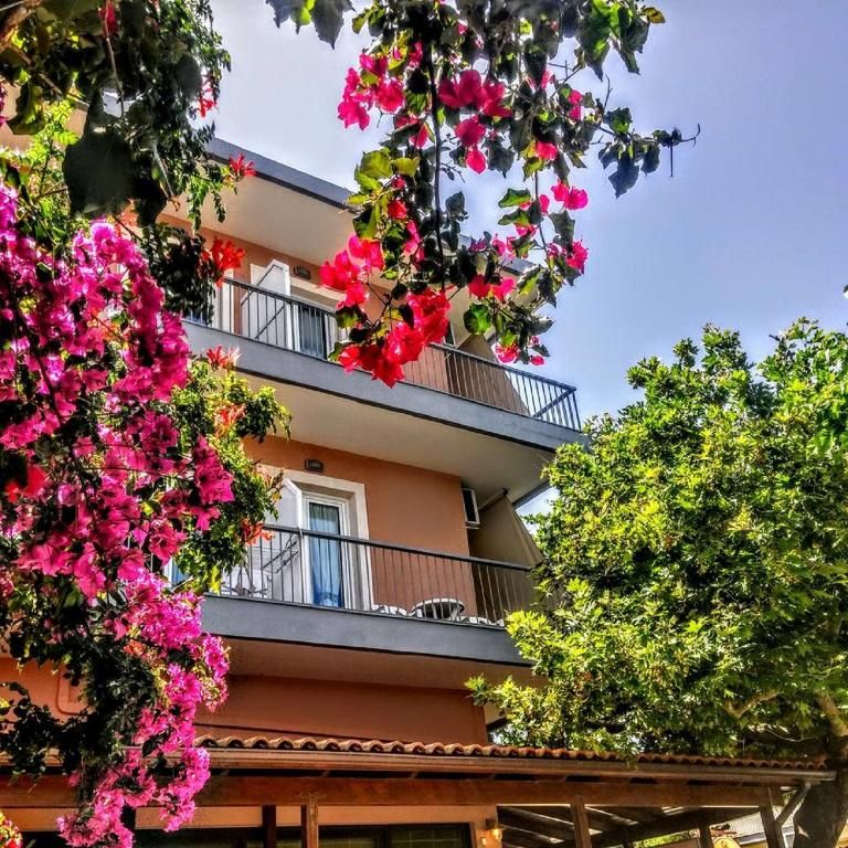 Hotel Castella Beach фото 6