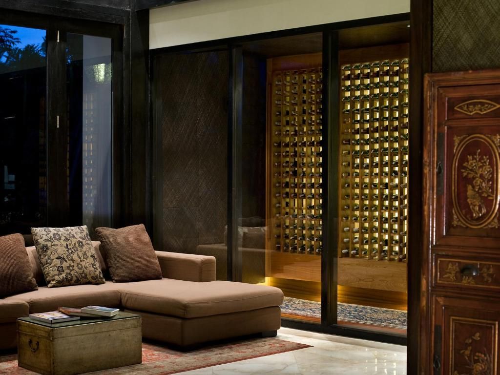 The Royal Santrian Luxury Beach Villas фото 59