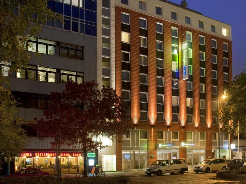 Holiday Inn Express Berlin City Centre, an IHG Hotel фото 9