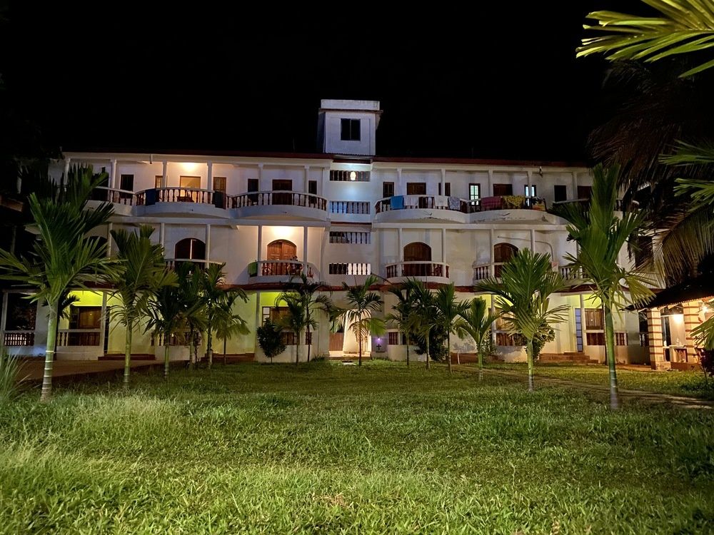 Oasis Beach Resort фото 48