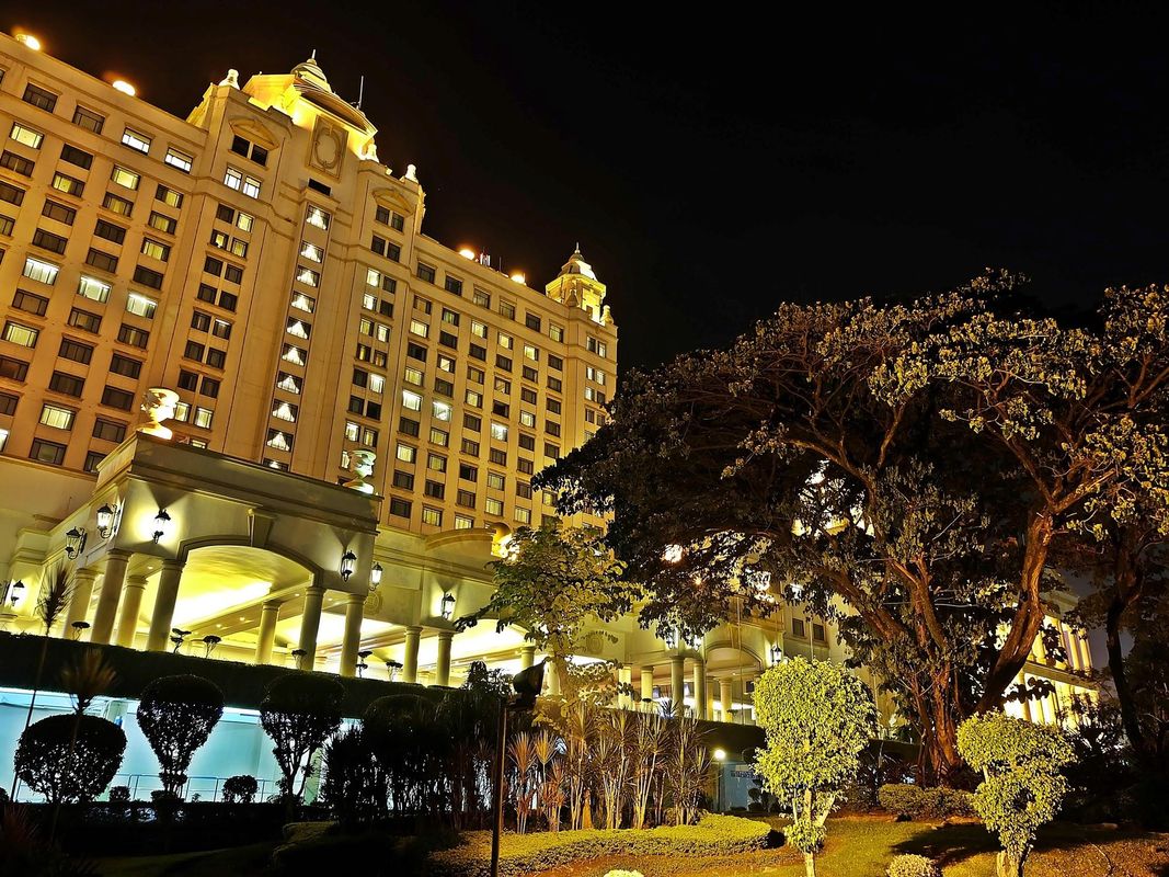Waterfront Cebu City Hotel & Casino - Multiple Use Hotel фото 4