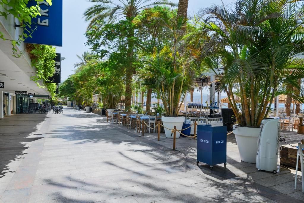Royal Beach Hotel Eilat фото 40