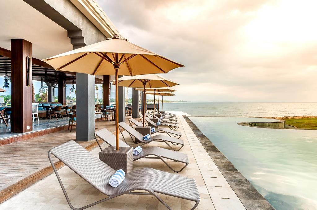 Lovina Beach Club & Resort фото 2