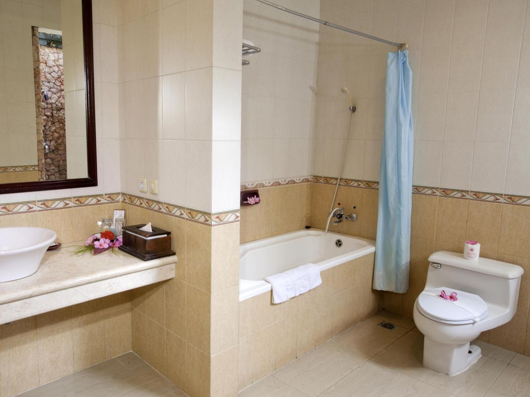 Puri Saron Hotel Senggigi фото 28