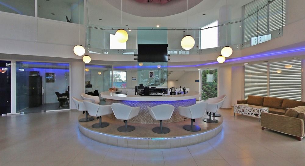 Bendis Beach Hotel фото 33