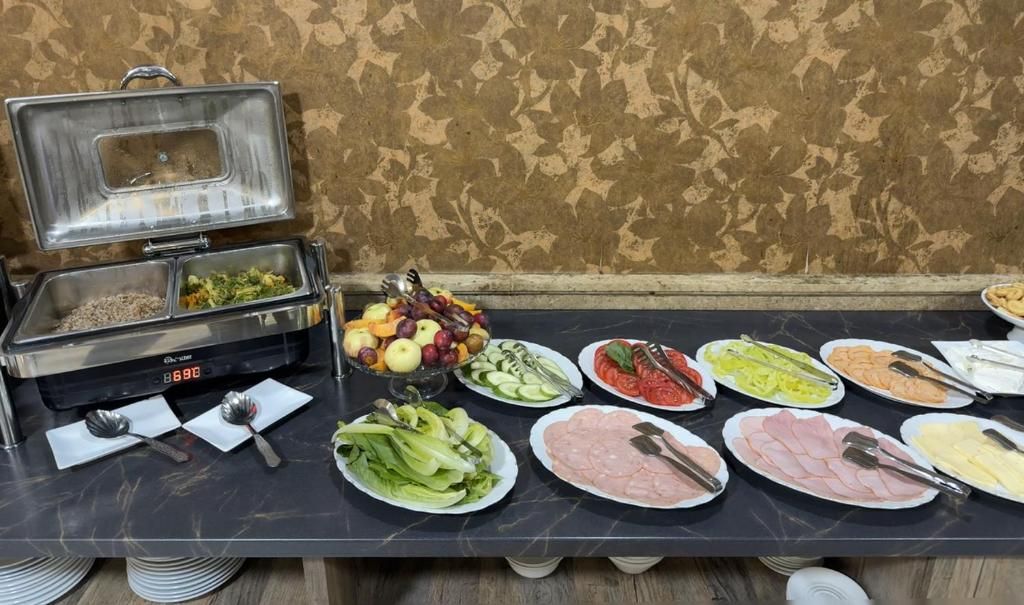 Deluxe Hotel Yerevan фото 42