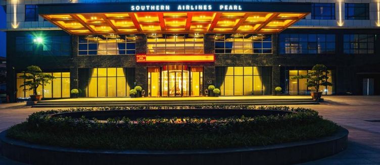 Фото отеля Southern Airlines Pearl Airport Hotel