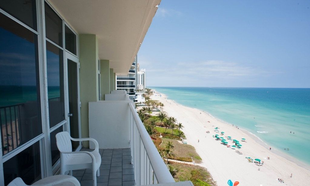Newport Beachside Hotel & Resort фото 1