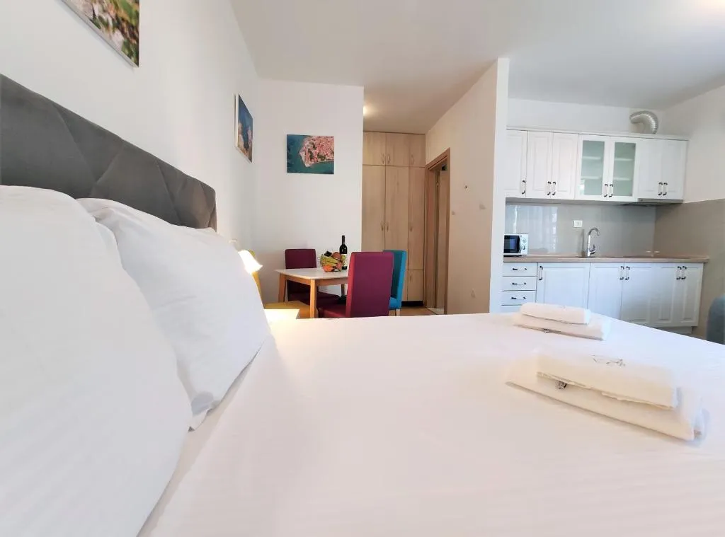 Kala Rooms & Suites фото 7