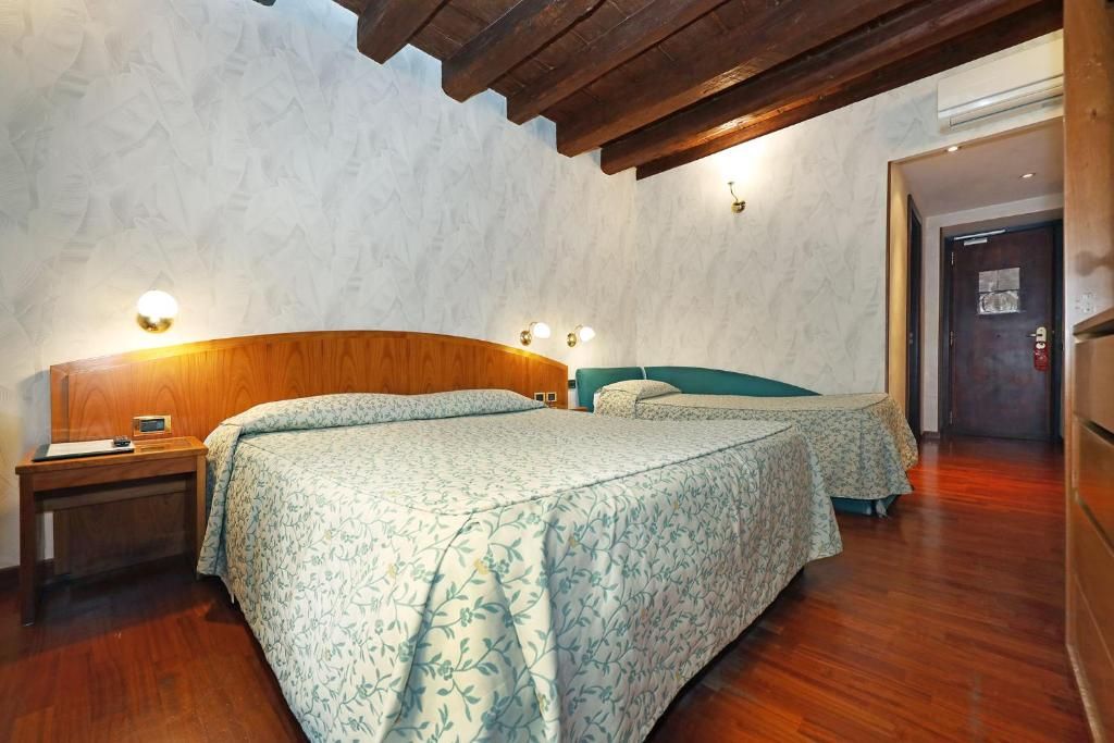 Hotel Corot фото 27