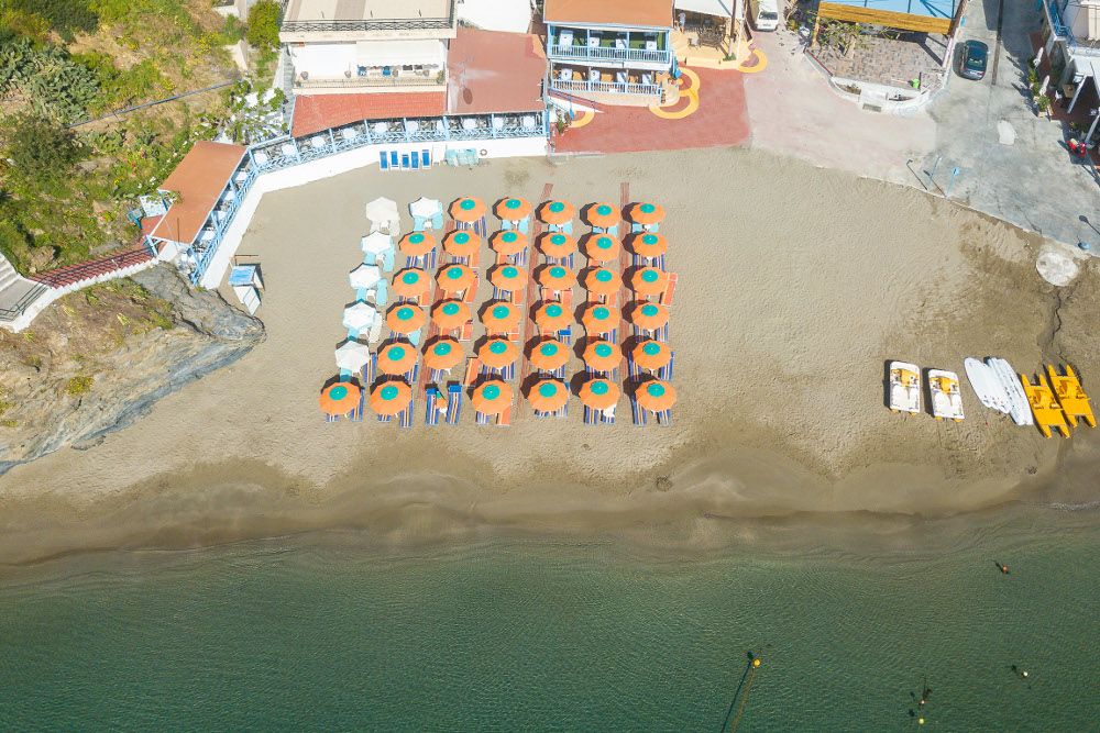 Luxury Suite with Sea View in Akrogiali Luxury Aparthotel фото 25