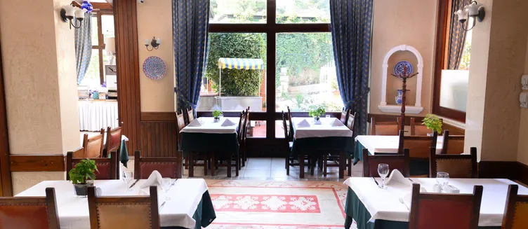 Фото отеля Blue House Hotel & Restaurant