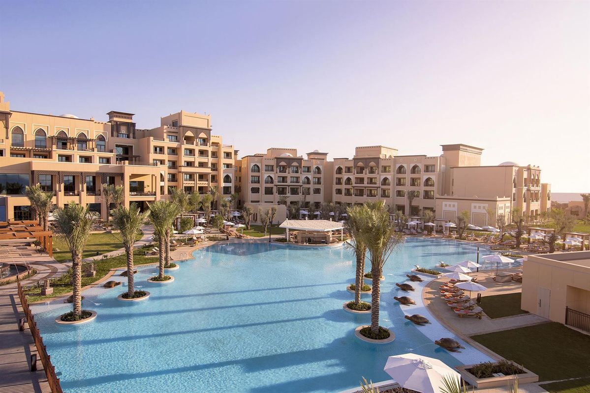 Saadiyat Rotana Resort and Villas фото 6