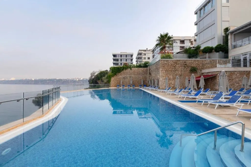Ramada Plaza by Wyndham Antalya фото 1