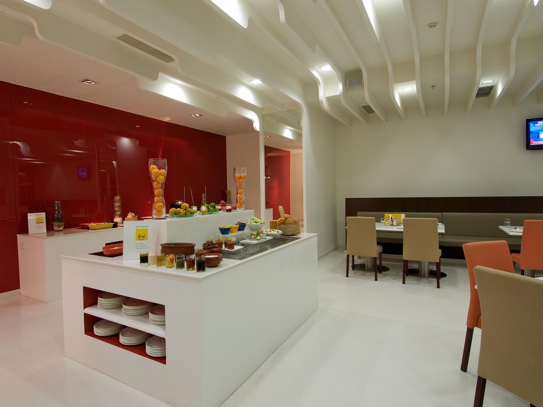 Keys Select Hotel, Thiruvananthapuram фото 6