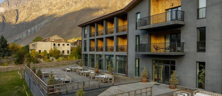 Фото отеля Intourist Kazbegi