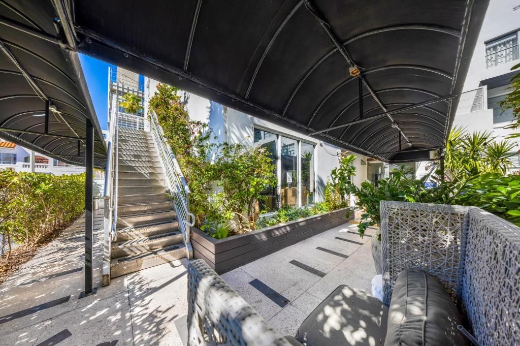 Metropole Suites South Beach фото 28