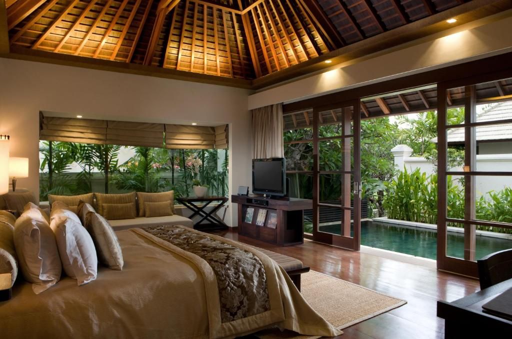 The Royal Santrian Luxury Beach Villas фото 49