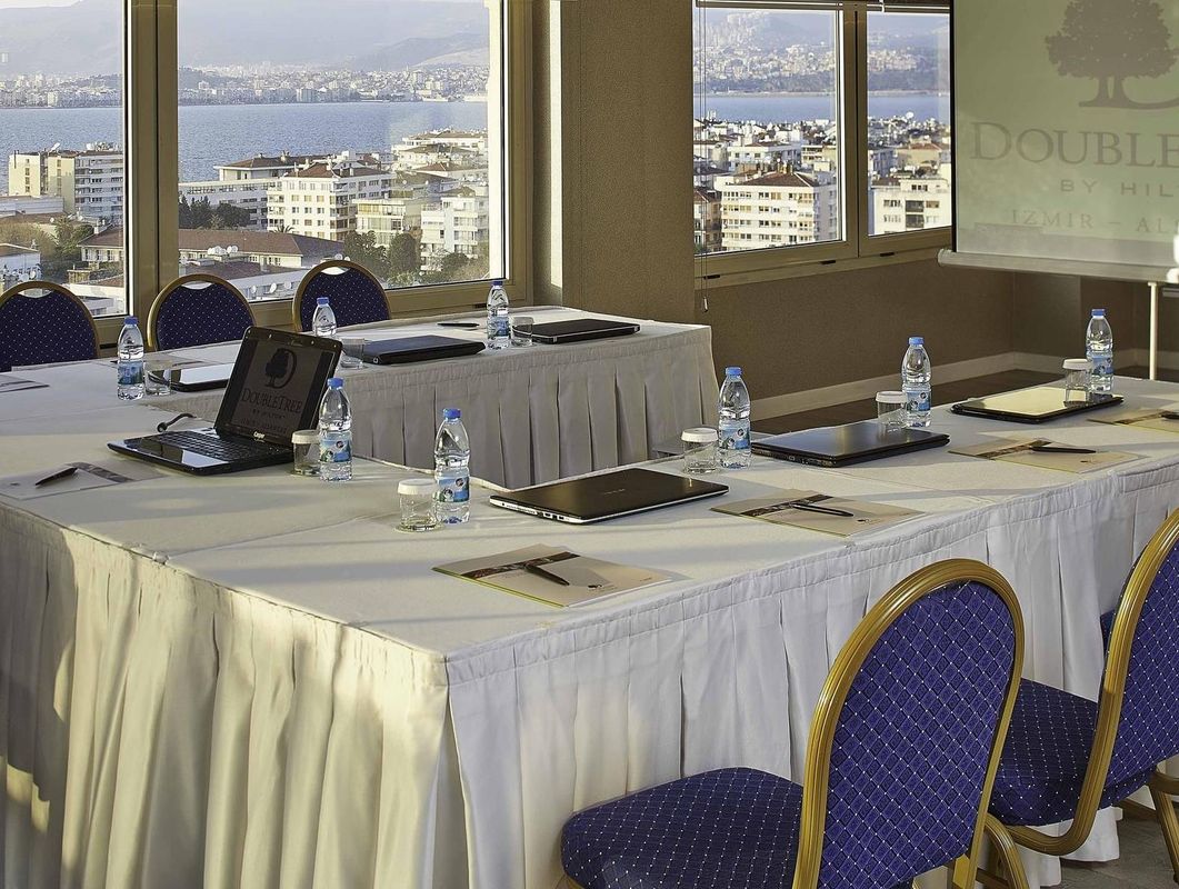 DoubleTree by Hilton Hotel Izmir - Alsancak фото 42