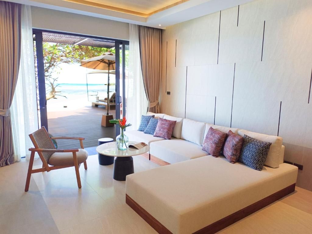 Sareeraya Villas & Suites Hotel фото 36