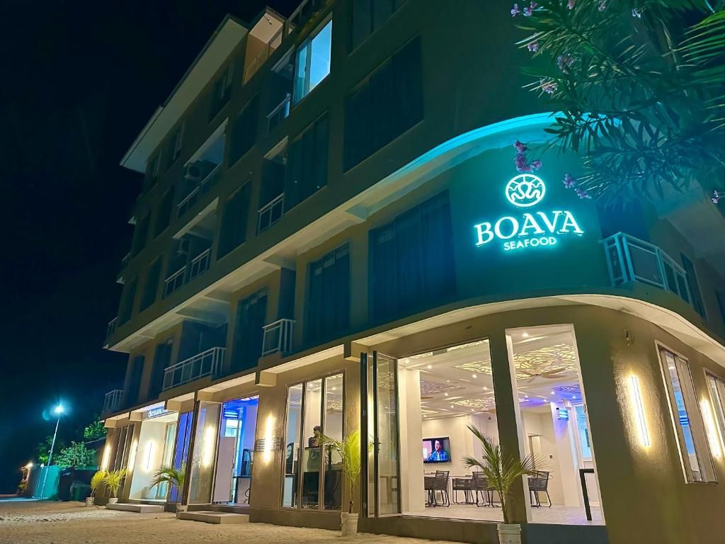 Avyanna Gulhi Beach Hotel фото 27