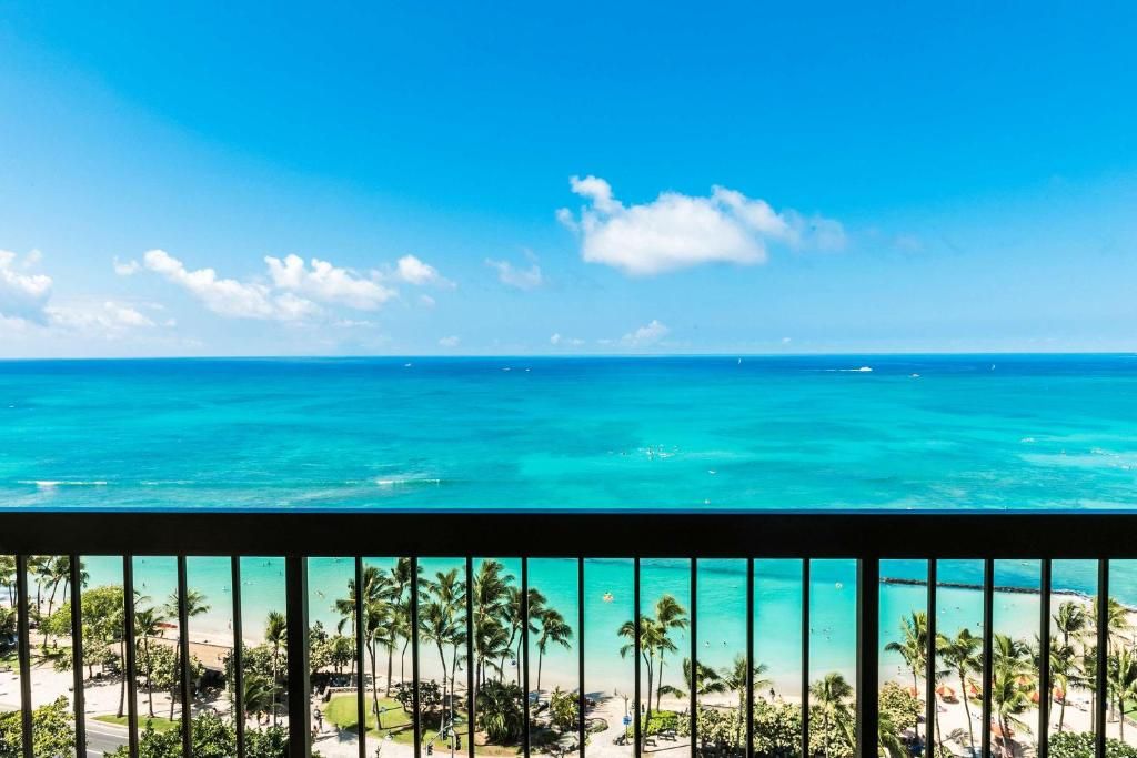 The Residences at Waikiki Beach Tower фото 42