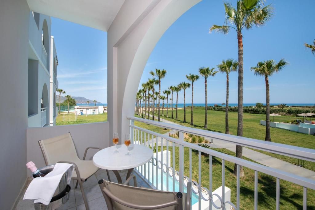 Delfina Beach фото 58