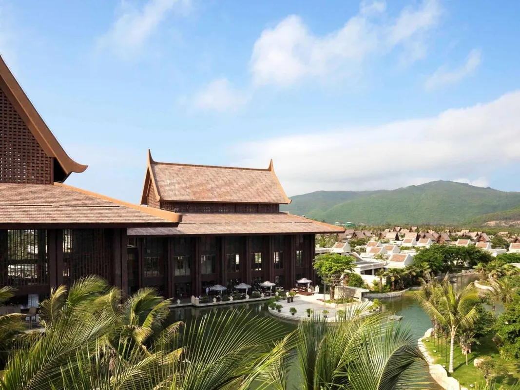Pullman Sanya Yalong Bay Villas & Resort фото 1