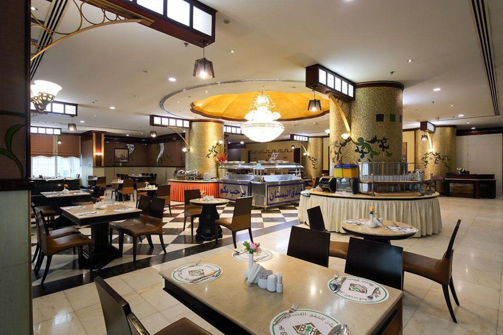 Апарт-отель «Al Bustan Tower Hotel Suites» фото 6