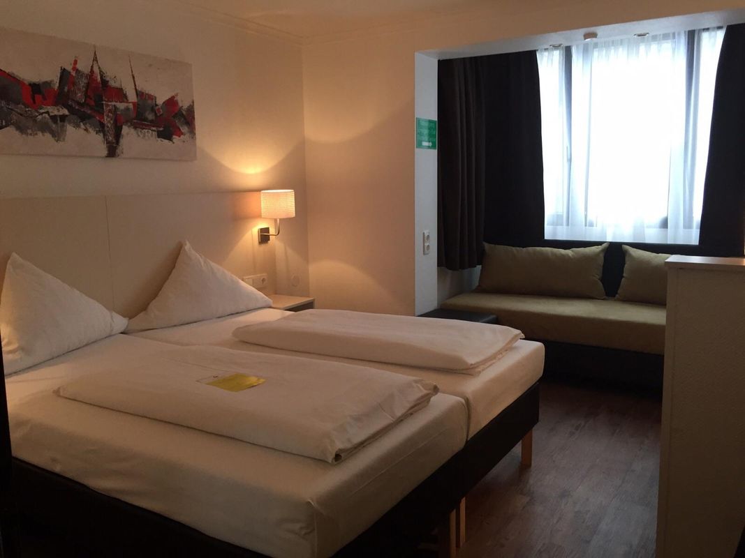 Hotel Lloyed фото 3