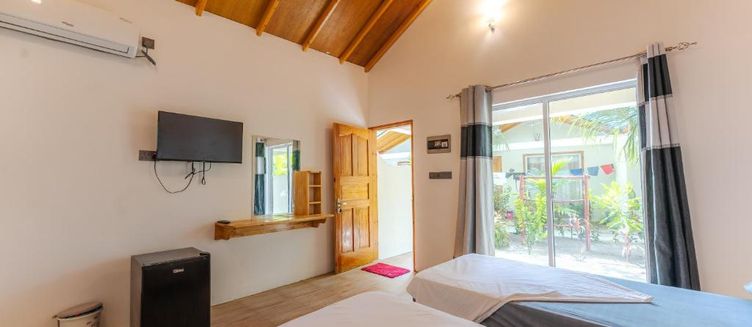 Фото отеля Thoddoo Sun Sky Inn