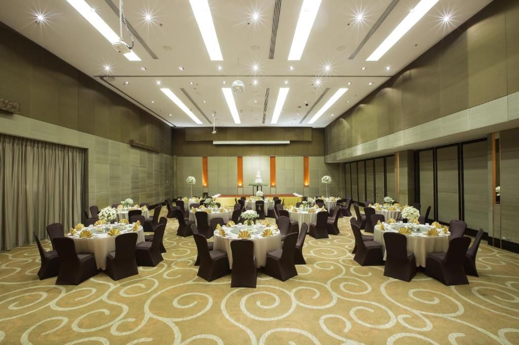 Eastin Hotel Makkasan фото 46