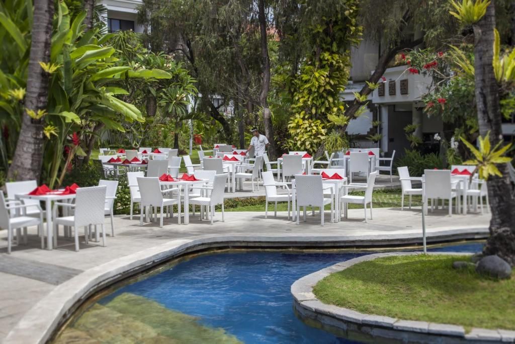 Prime Plaza Suites Sanur - Bali фото 13