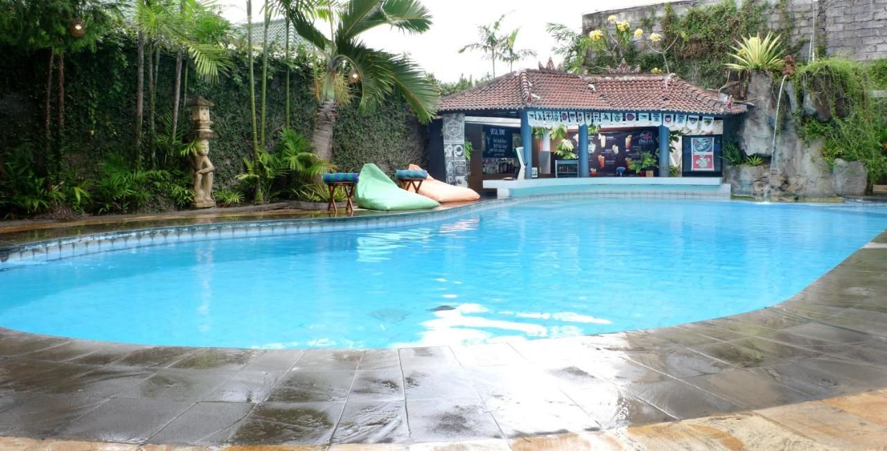 Seminyak Paradiso Hotel фото 0