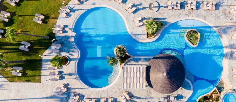 Фото отеля Golden Bay Beach Hotel