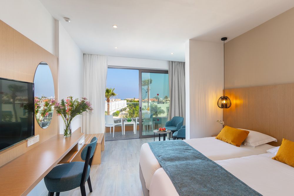 Leonardo Crystal Cove Hotel & Spa - by the sea (only adults 16+) фото 58