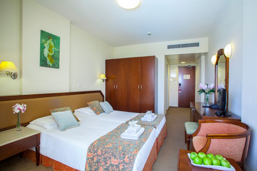 Aquamare Beach Hotel фото 68