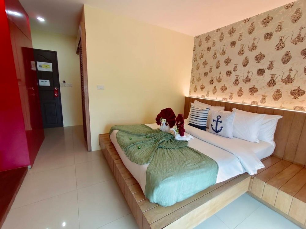 The Chilli Patong Beach Hotel фото 34