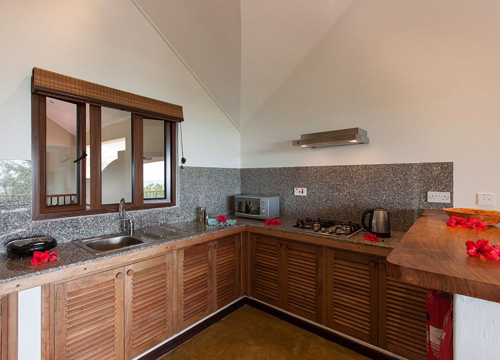 L'Hirondelle Self Catering Guest House фото 6