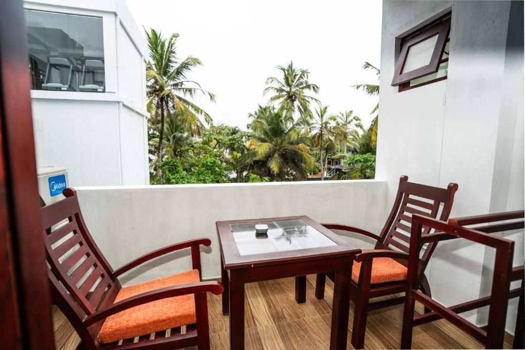 Serenade Beach Hotel фото 41