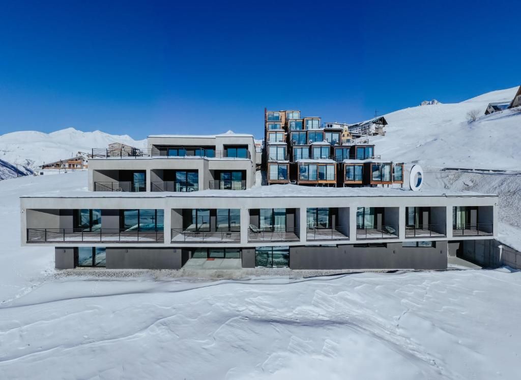 Quadrum Ski and Yoga Resort фото 2