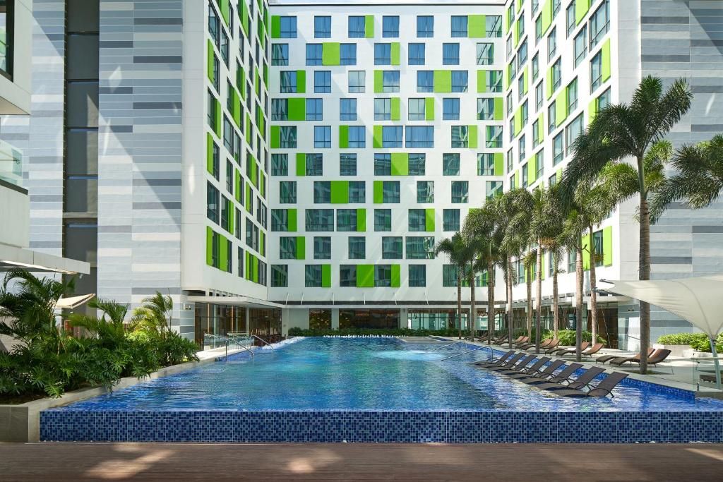 Holiday Inn & Suite Saigon Airport фото 3