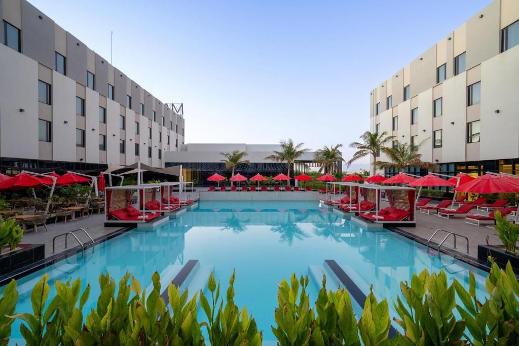 Maani Muscat Hotel & Suites фото 58