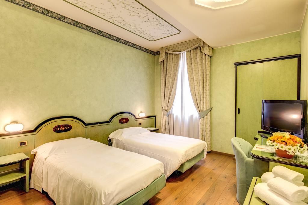 IH Hotels Milano Puccini фото 19