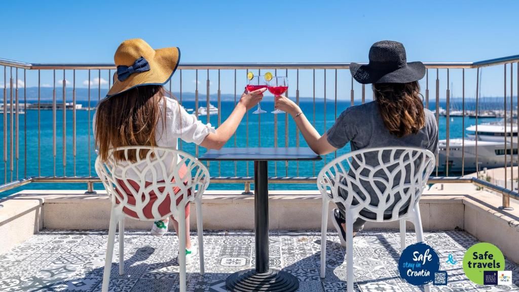 Galeria Valeria Seaside Downtown - MAG Quaint & Elegant Boutique Hotels фото 2