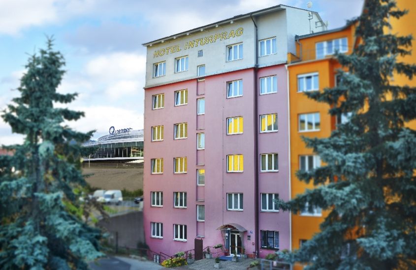 Hotel Inturprag фото 38