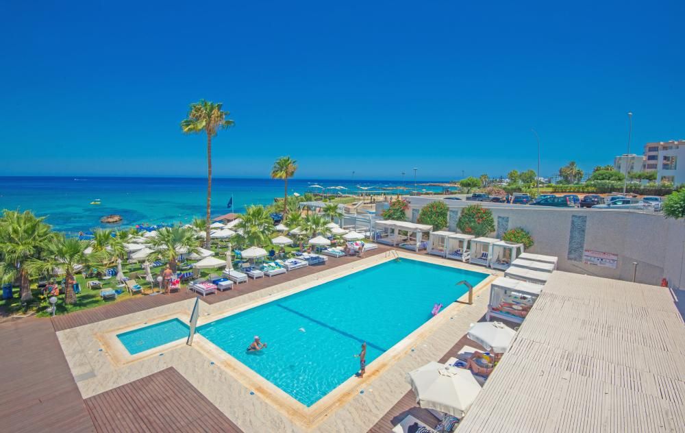 Silver Sands Beach Hotel фото 19